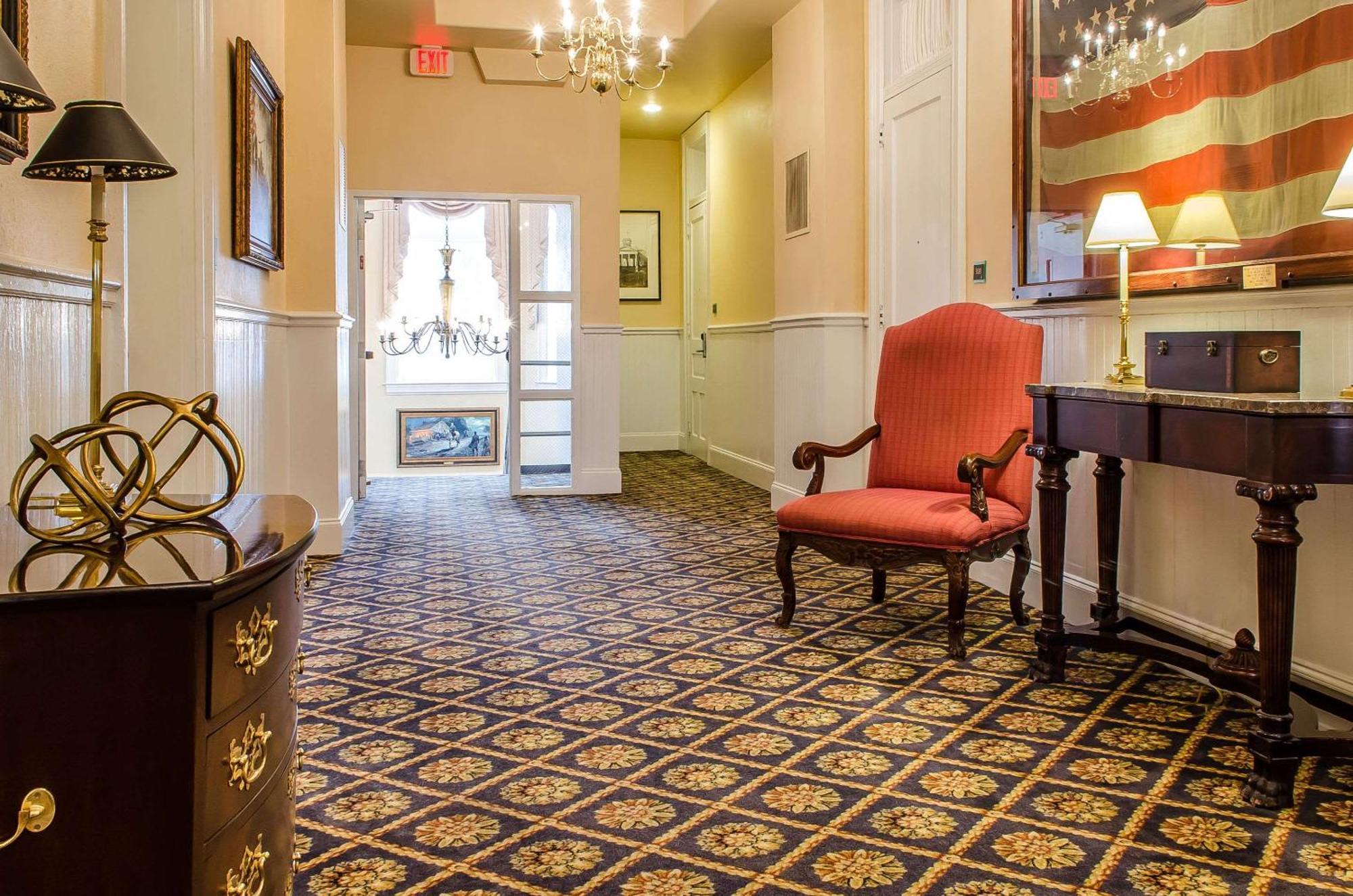 The Federal Pointe Inn Gettysburg, Ascend Hotel Collection Экстерьер фото