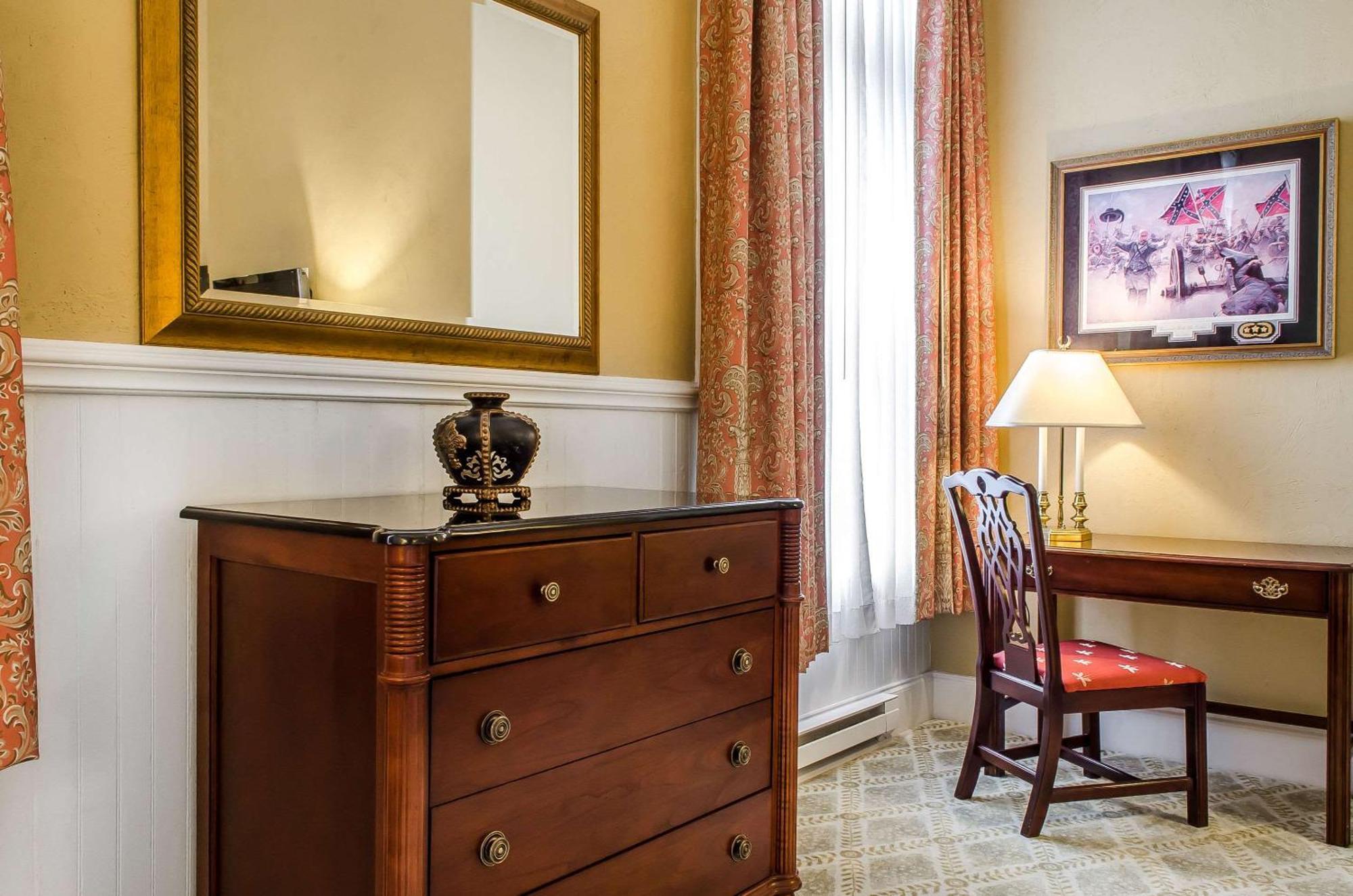 The Federal Pointe Inn Gettysburg, Ascend Hotel Collection Экстерьер фото